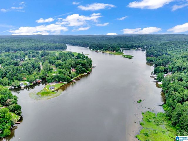 142 RIVERSIDE DRIVE, Bessemer, AL 35023
