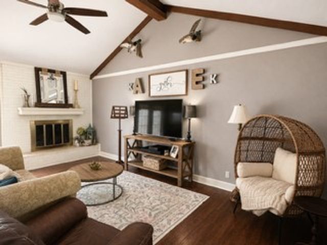 222 La Jolla Drive, Athens, TX 75751