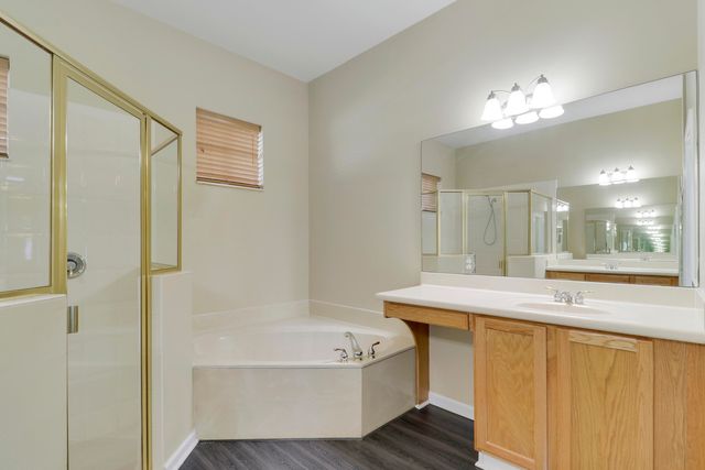 10075 Freesian Way, Wellington, FL 33449