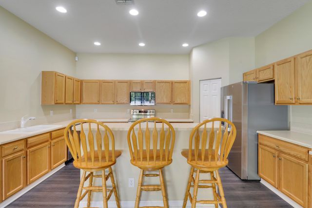 10075 Freesian Way, Wellington, FL 33449