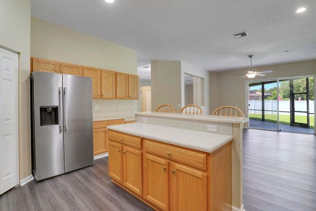 10075 Freesian Way, Wellington, FL 33449