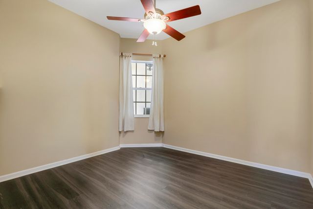 10075 Freesian Way, Wellington, FL 33449