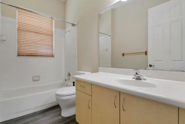 10075 Freesian Way, Wellington, FL 33449