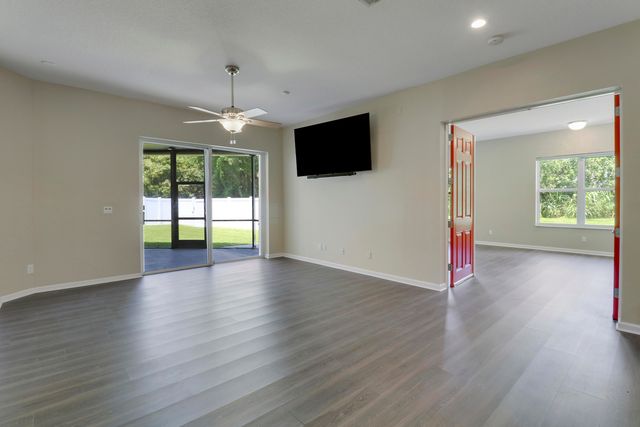 10075 Freesian Way, Wellington, FL 33449