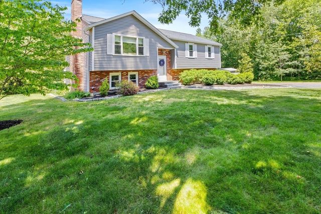 3 Thomas Drive, Franklin, MA 02038