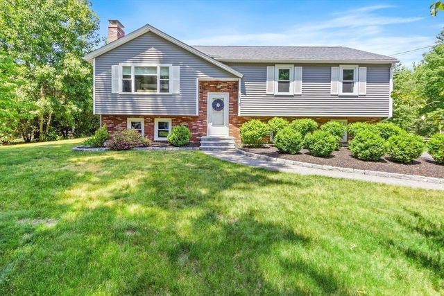 3 Thomas Drive, Franklin, MA 02038