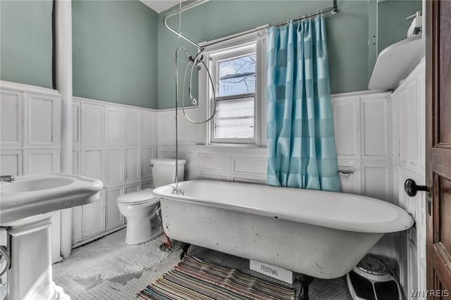 484 Richmond Avenue, Buffalo, NY 14222