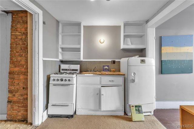 484 Richmond Avenue, Buffalo, NY 14222