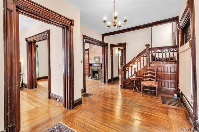 484 Richmond Avenue, Buffalo, NY 14222