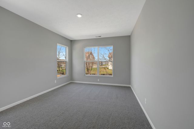 4212 Hayden Valley Drive, Bargersville, IN 46106