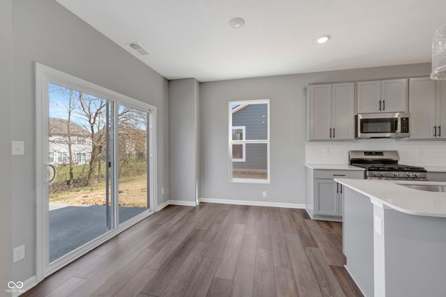 4212 Hayden Valley Drive, Bargersville, IN 46106