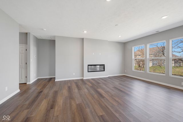 4212 Hayden Valley Drive, Bargersville, IN 46106