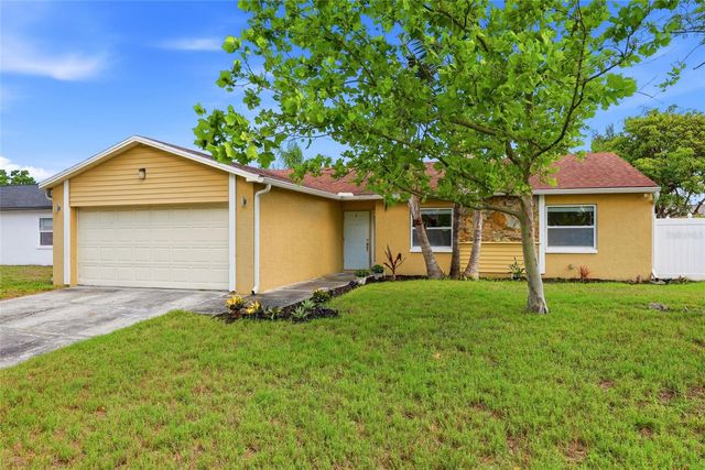 8405 SOMERSET DRIVE, Largo, FL 33773