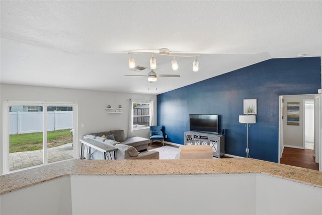 8405 SOMERSET DRIVE, Largo, FL 33773
