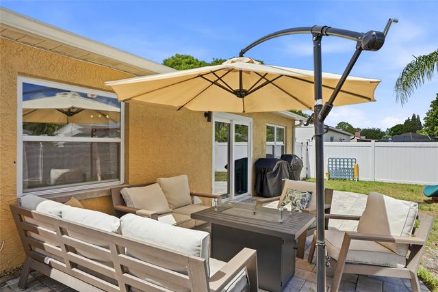 8405 SOMERSET DRIVE, Largo, FL 33773