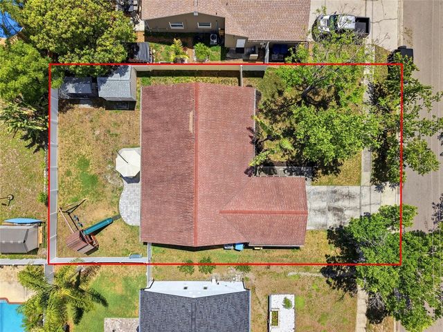 8405 SOMERSET DRIVE, Largo, FL 33773