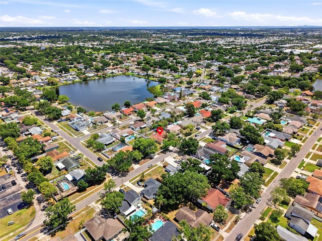 8405 SOMERSET DRIVE, Largo, FL 33773