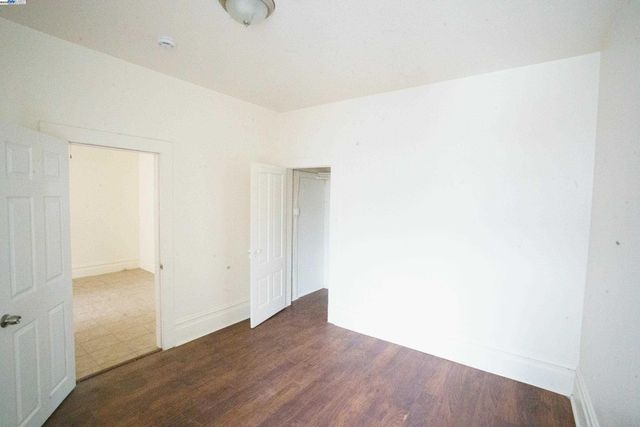 866 Isabella St, Oakland, CA 94607