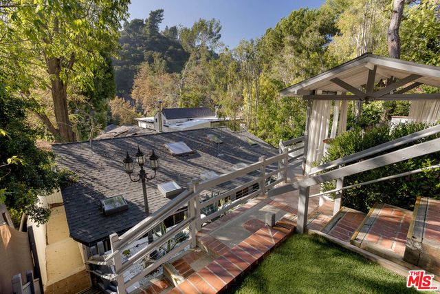 1906 N Beverly Glen Boulevard, Los Angeles, CA 90077