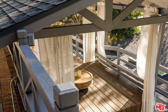 1906 N Beverly Glen Boulevard, Los Angeles, CA 90077