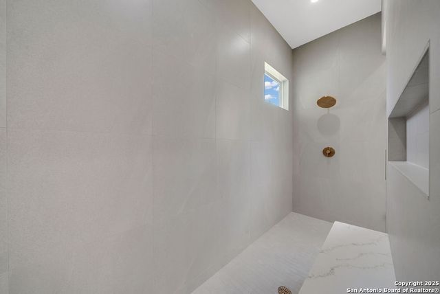 303 Pleasant Knoll, San Antonio, TX 78260