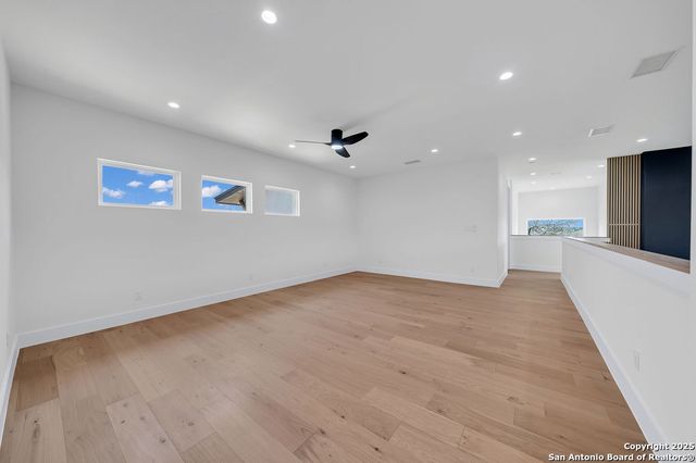 303 Pleasant Knoll, San Antonio, TX 78260