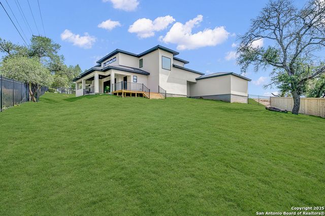 303 Pleasant Knoll, San Antonio, TX 78260