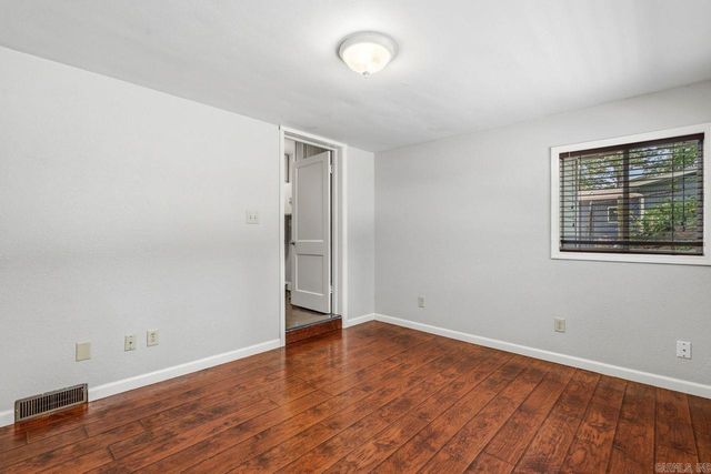 347 Woodlawn Ave, Hot Springs, AR 71913
