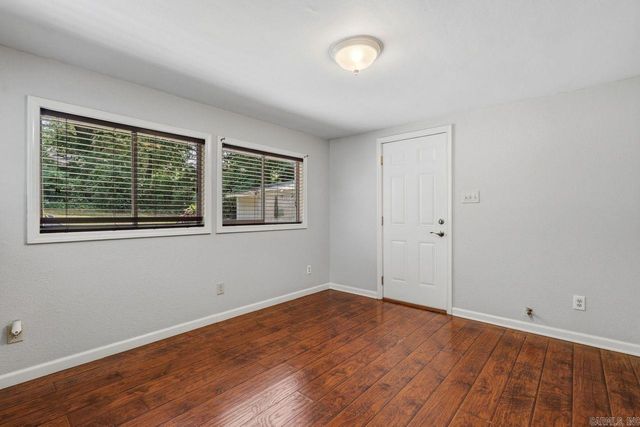 347 Woodlawn Ave, Hot Springs, AR 71913