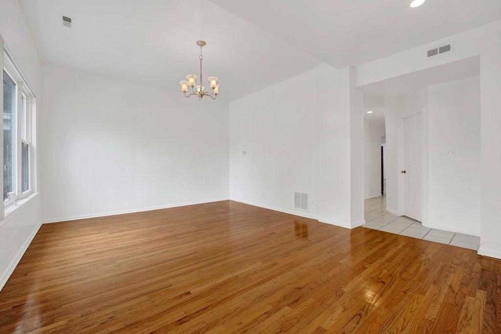 1927 W 34th Place, Chicago, IL 60608 — photo 3