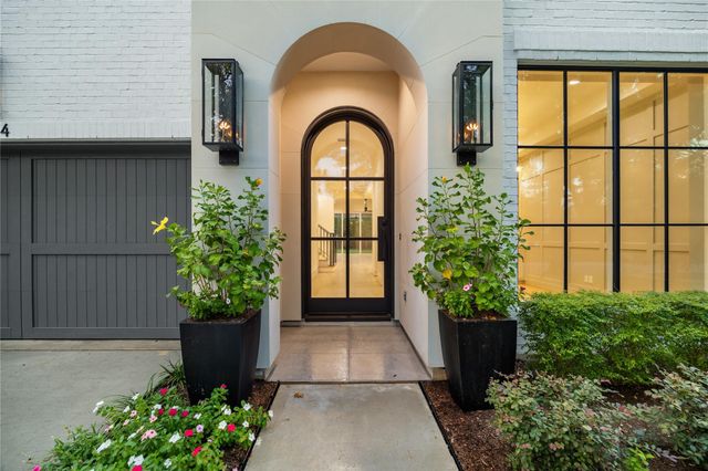 2244 North Boulevard, Houston, TX 77098