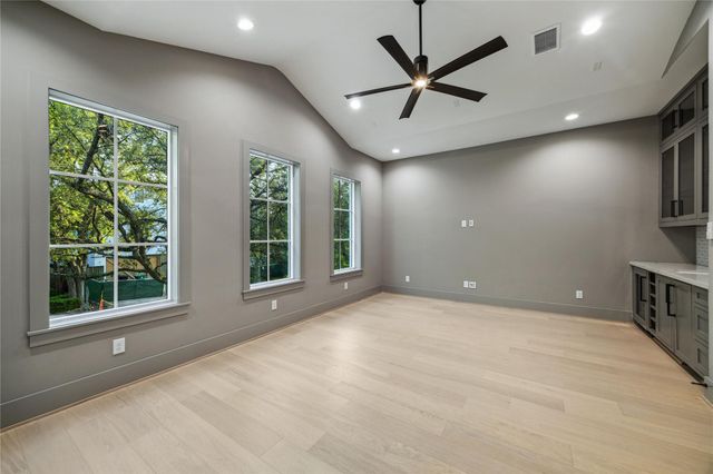 2244 North Boulevard, Houston, TX 77098