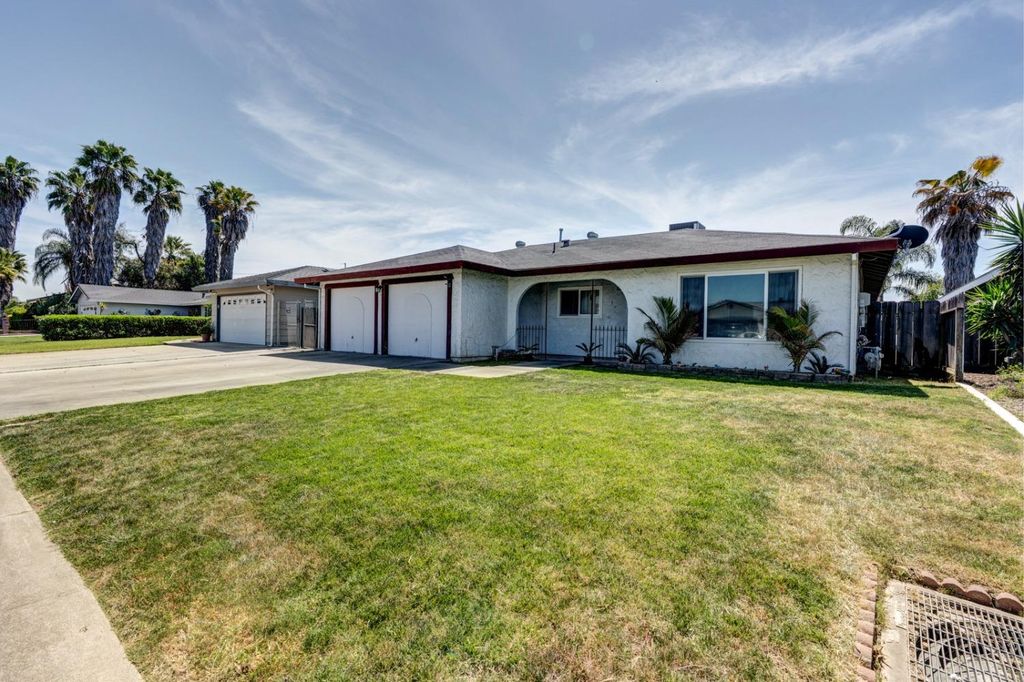 Image 2 of property listing at 6555 Eden Avenue, Winton, CA 95388