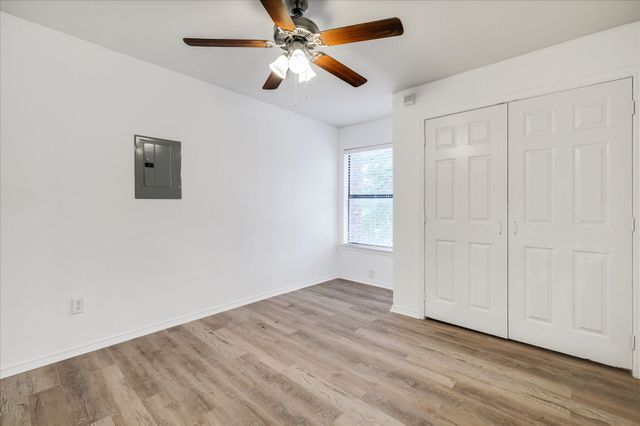 9831 Walnut Street 212, Dallas, TX 75243