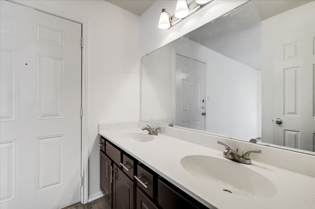9831 Walnut Street 212, Dallas, TX 75243