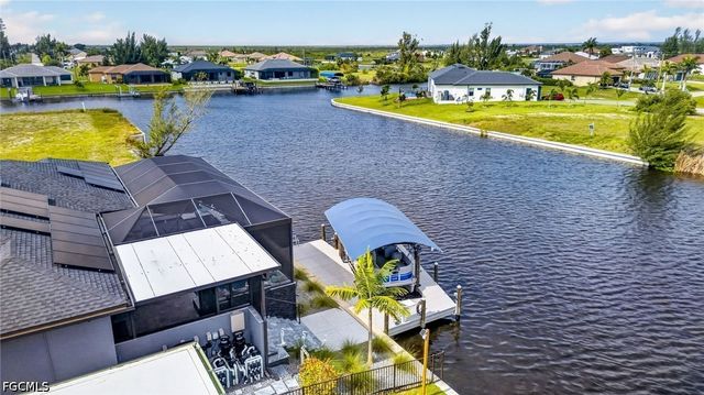 3106 NW 45th PL, Cape Coral, FL 33993