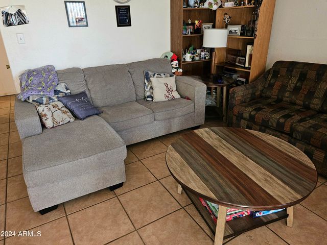 9956 W CENTURY Drive, Arizona City, AZ 85123