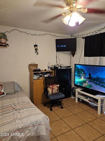 9956 W CENTURY Drive, Arizona City, AZ 85123