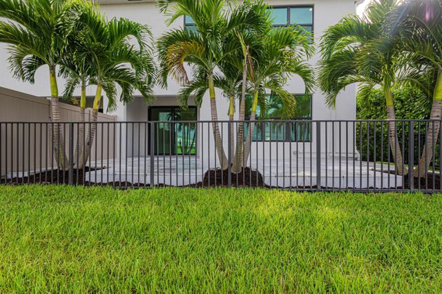4413 Serpens Lane, Lake Worth, FL 33467