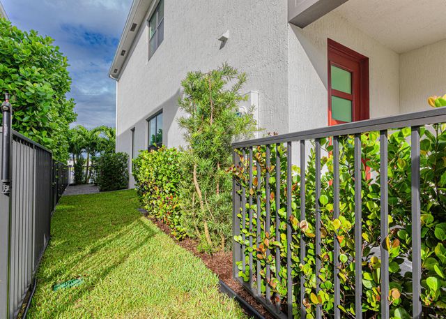 4413 Serpens Lane, Lake Worth, FL 33467