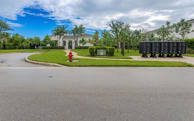 4413 Serpens Lane, Lake Worth, FL 33467