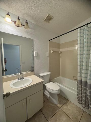 22441 WESTCHESTER BOULEVARD 1500G, Punta Gorda, FL 33980