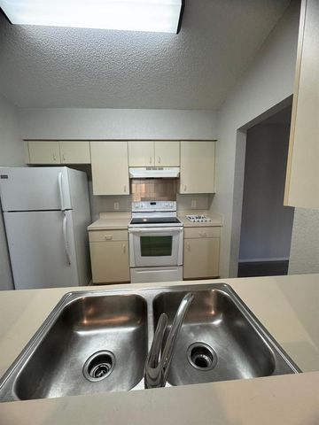 22441 WESTCHESTER BOULEVARD 1500G, Punta Gorda, FL 33980