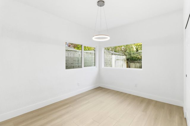 411 Alhambra Blvd, Sacramento, CA 95816