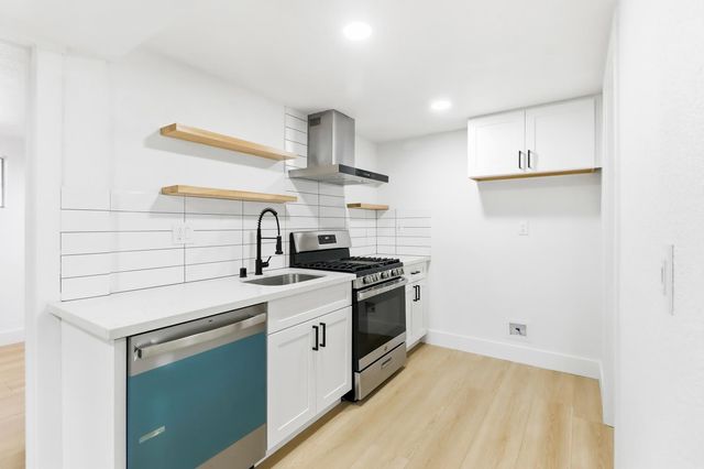 411 Alhambra Blvd, Sacramento, CA 95816