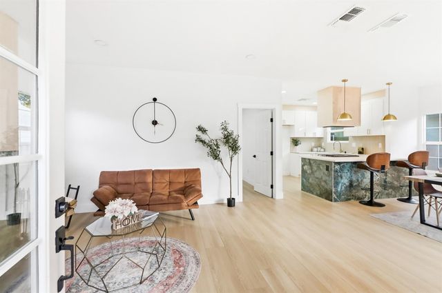 411 Alhambra Blvd, Sacramento, CA 95816