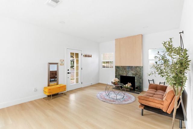 411 Alhambra Blvd, Sacramento, CA 95816