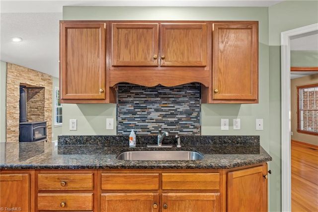 6417 Cape Wedgewood Circle, Browns Summit, NC 27214