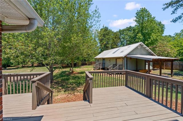 6417 Cape Wedgewood Circle, Browns Summit, NC 27214