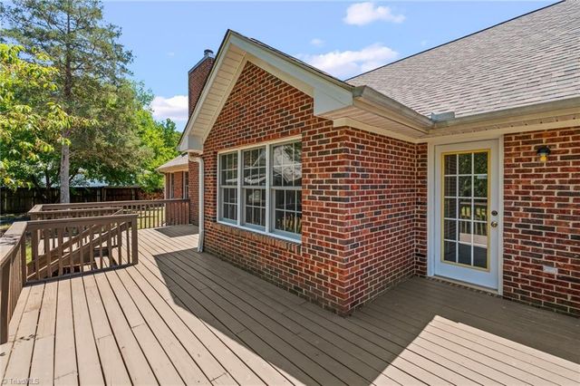 6417 Cape Wedgewood Circle, Browns Summit, NC 27214